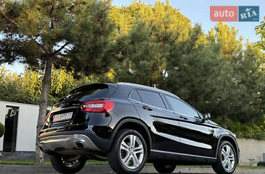 Внедорожник / Кроссовер Mercedes-Benz GLA-Class 2014 в 
