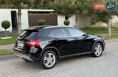Внедорожник / Кроссовер Mercedes-Benz GLA-Class 2014 в 