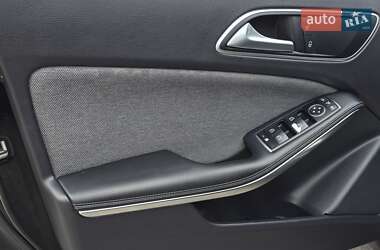 Внедорожник / Кроссовер Mercedes-Benz GLA-Class 2014 в 