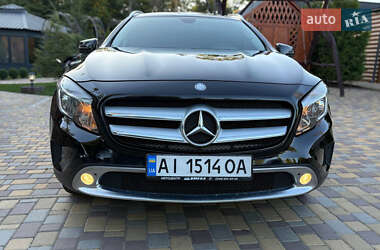 Позашляховик / Кросовер Mercedes-Benz GLA-Class 2015 в 