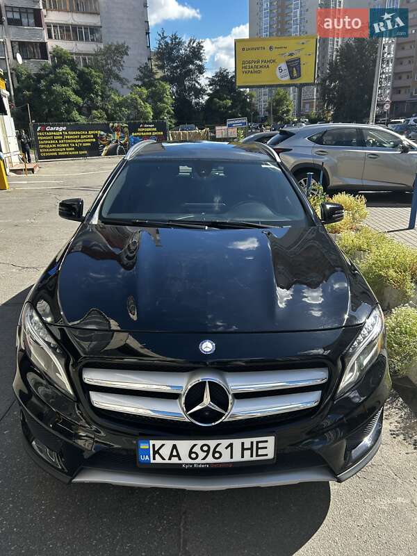 Внедорожник / Кроссовер Mercedes-Benz GLA-Class 2015 в Киеве