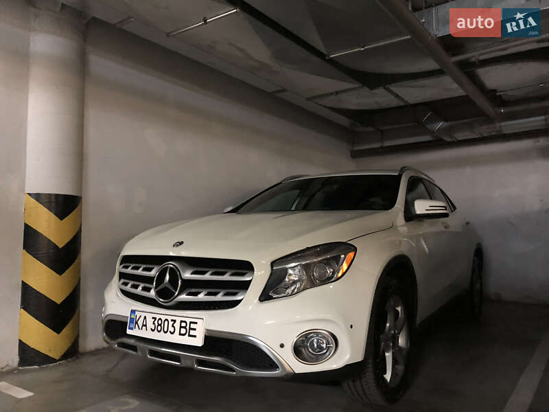 Внедорожник / Кроссовер Mercedes-Benz GLA-Class 2017 в Киеве фото 14 Внедорожник / Кроссовер Mercedes-Benz GLA-Class 2017 в Киеве