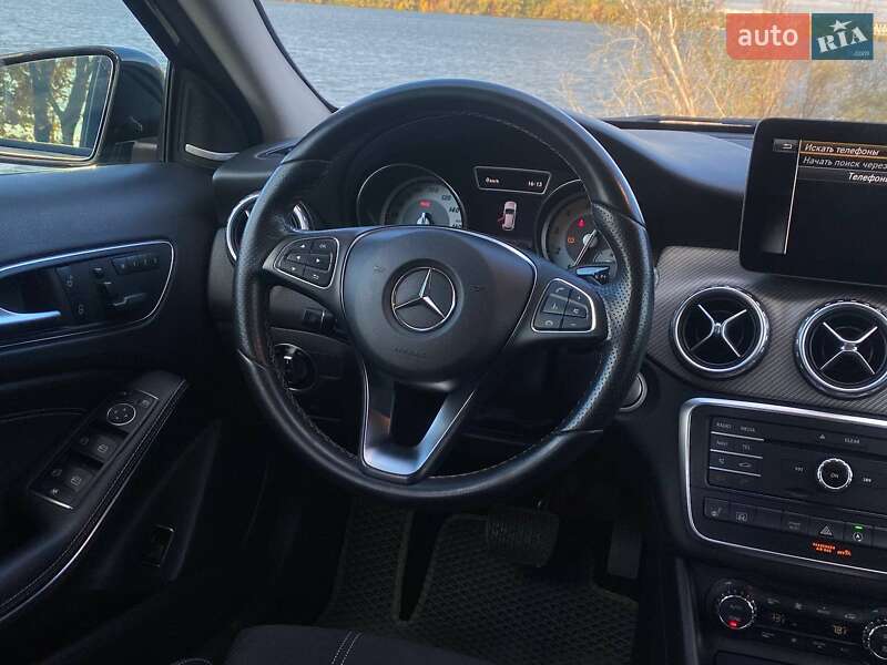 Позашляховик / Кросовер Mercedes-Benz GLA-Class 2016 в Дніпрі