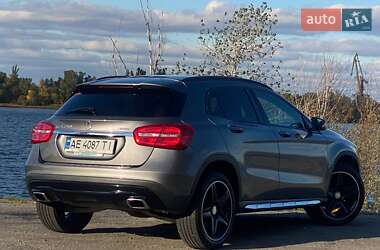 Позашляховик / Кросовер Mercedes-Benz GLA-Class 2016 в 