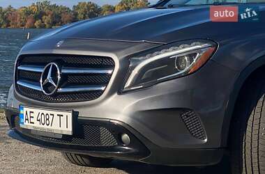 Позашляховик / Кросовер Mercedes-Benz GLA-Class 2016 в 