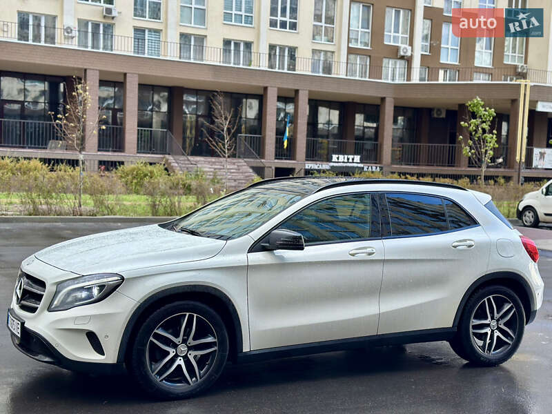 Позашляховик / Кросовер Mercedes-Benz GLA-Class 2015 в Києві