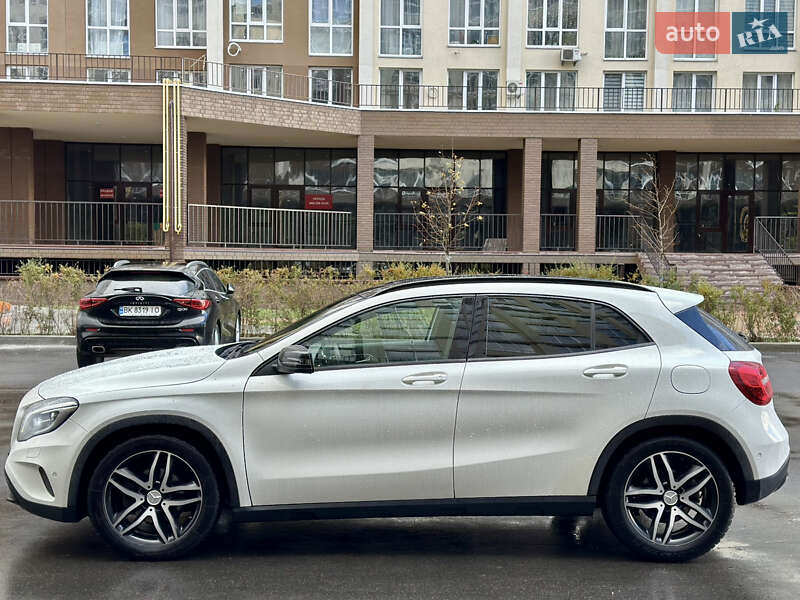 Позашляховик / Кросовер Mercedes-Benz GLA-Class 2015 в Києві