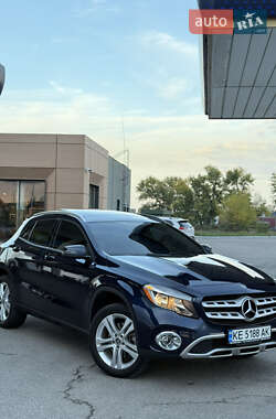 Позашляховик / Кросовер Mercedes-Benz GLA-Class 2017 в 
