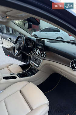 Позашляховик / Кросовер Mercedes-Benz GLA-Class 2017 в 