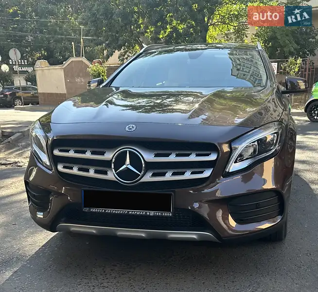Mercedes-Benz GLA-Class
