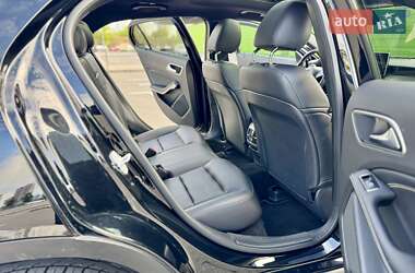 Позашляховик / Кросовер Mercedes-Benz GLA-Class 2016 в  фото 44 Позашляховик / Кросовер Mercedes-Benz GLA-Class 2016 в