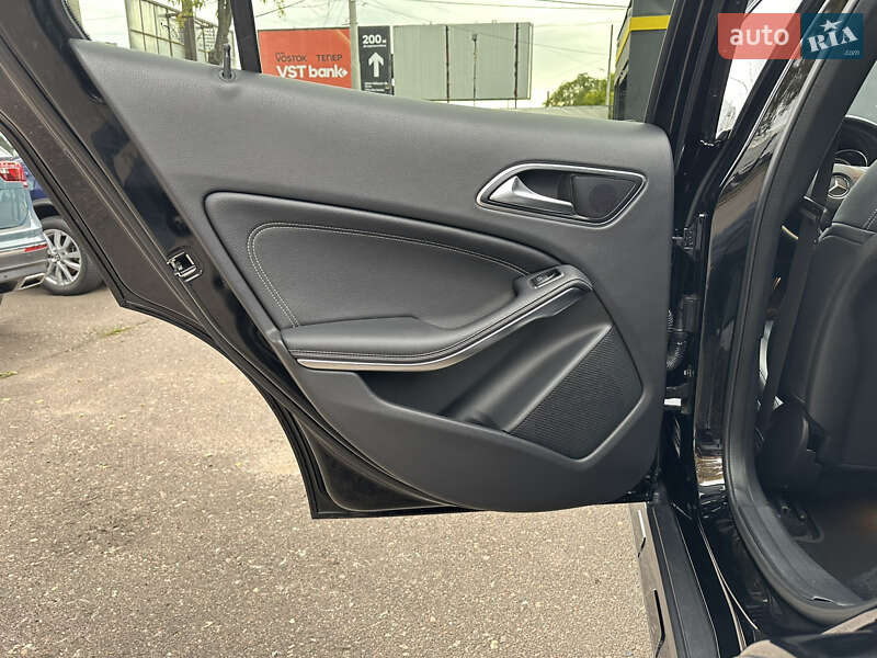 Позашляховик / Кросовер Mercedes-Benz GLA-Class 2017 в Одесі