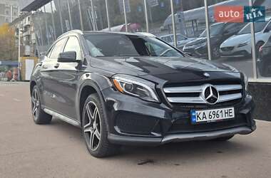 Mercedes-Benz GLA-Class 2015