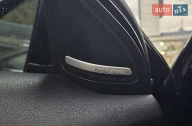 Внедорожник / Кроссовер Mercedes-Benz GLA-Class 2015 в 