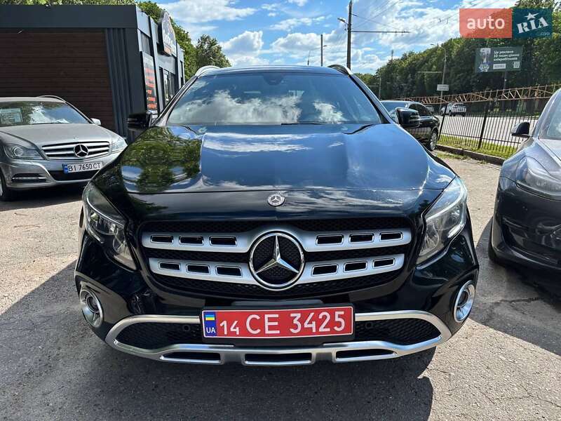 Внедорожник / Кроссовер Mercedes-Benz GLA-Class 2019 в Полтаве