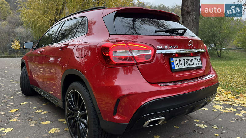 Позашляховик / Кросовер Mercedes-Benz GLA-Class 2019 в Києві