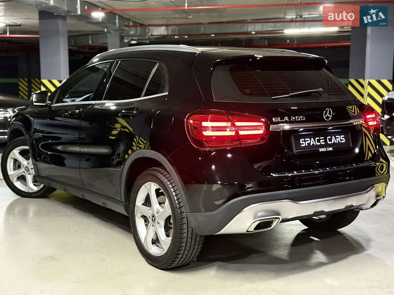 Позашляховик / Кросовер Mercedes-Benz GLA-Class 2017 в Києві фото 11 Позашляховик / Кросовер Mercedes-Benz GLA-Class 2017 в Києві