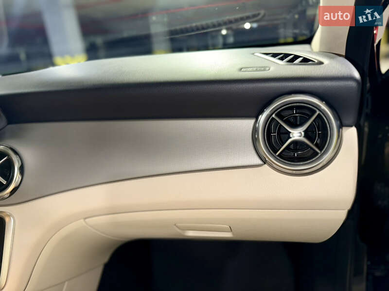 Позашляховик / Кросовер Mercedes-Benz GLA-Class 2017 в Києві фото 39 Позашляховик / Кросовер Mercedes-Benz GLA-Class 2017 в Києві