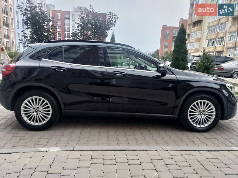 Внедорожник / Кроссовер Mercedes-Benz GLA-Class 2017 в Черновцах
