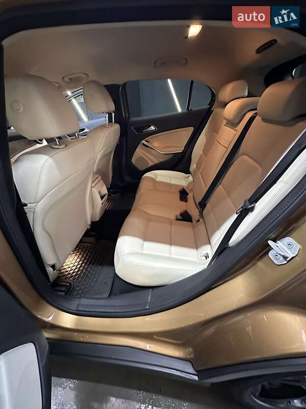 Позашляховик / Кросовер Mercedes-Benz GLA-Class 2017 в Києві фото 4 Позашляховик / Кросовер Mercedes-Benz GLA-Class 2017 в Києві