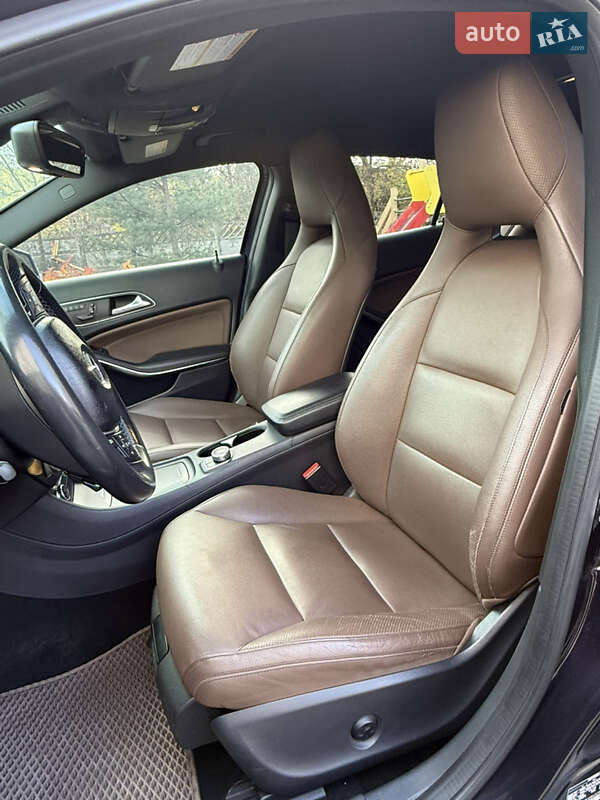 Позашляховик / Кросовер Mercedes-Benz GLA-Class 2015 в Івано-Франківську