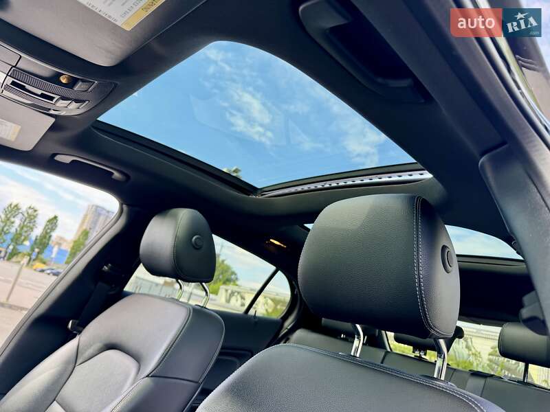 Внедорожник / Кроссовер Mercedes-Benz GLA-Class 2016 в Киеве фото 58 Внедорожник / Кроссовер Mercedes-Benz GLA-Class 2016 в Киеве