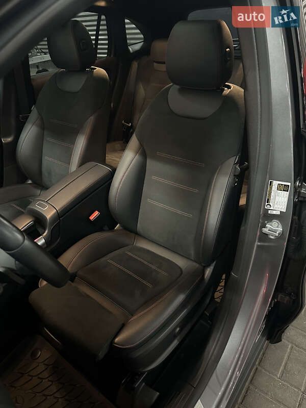 Позашляховик / Кросовер Mercedes-Benz GLA-Class 2022 в Києві