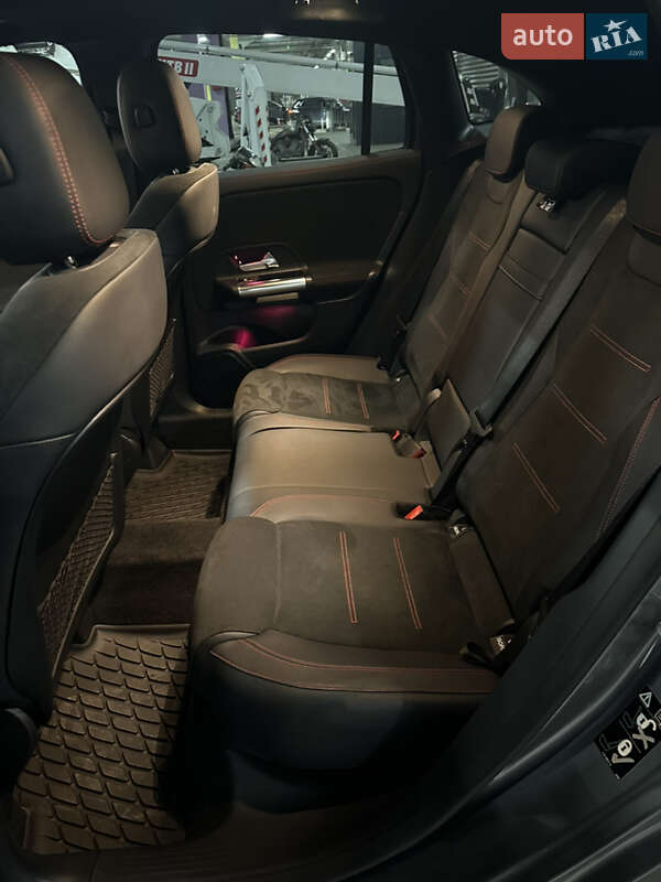 Позашляховик / Кросовер Mercedes-Benz GLA-Class 2022 в Києві