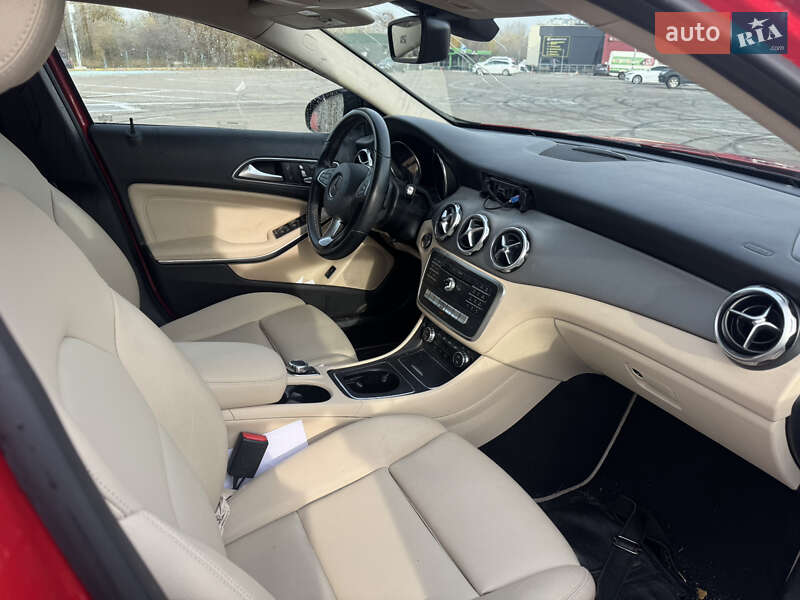 Внедорожник / Кроссовер Mercedes-Benz GLA-Class 2019 в Киеве фото 8 Внедорожник / Кроссовер Mercedes-Benz GLA-Class 2019 в Киеве