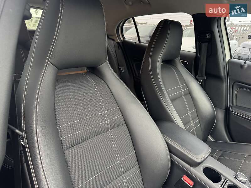 Внедорожник / Кроссовер Mercedes-Benz GLA-Class 2016 в Тернополе