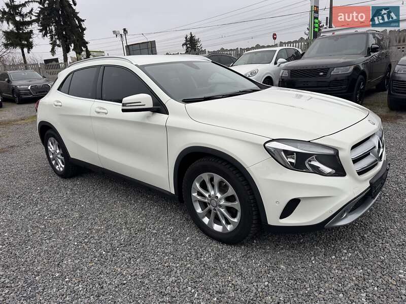 Внедорожник / Кроссовер Mercedes-Benz GLA-Class 2016 в Тернополе