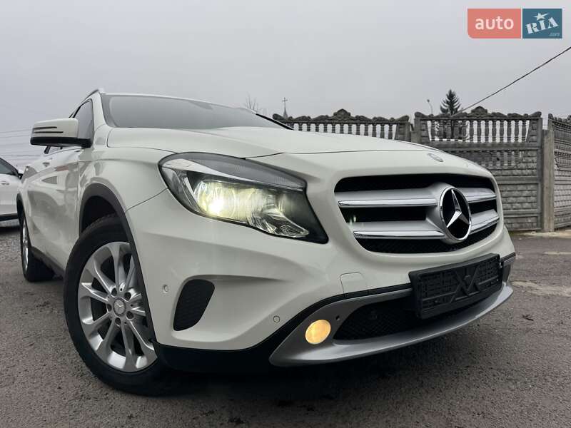 Внедорожник / Кроссовер Mercedes-Benz GLA-Class 2016 в Тернополе