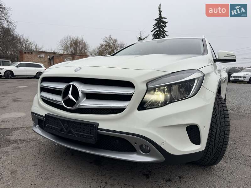Внедорожник / Кроссовер Mercedes-Benz GLA-Class 2016 в Тернополе