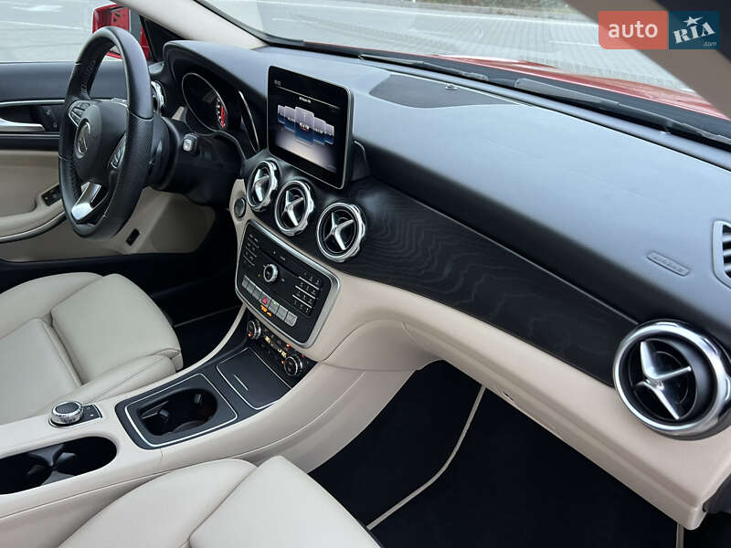 Позашляховик / Кросовер Mercedes-Benz GLA-Class 2019 в Києві фото 30 Позашляховик / Кросовер Mercedes-Benz GLA-Class 2019 в Києві