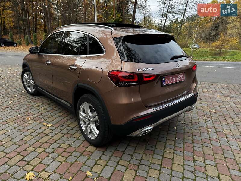 Позашляховик / Кросовер Mercedes-Benz GLA-Class 2022 в Трускавці фото 11 Позашляховик / Кросовер Mercedes-Benz GLA-Class 2022 в Трускавці