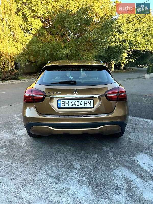 Позашляховик / Кросовер Mercedes-Benz GLA-Class 2017 в Одесі