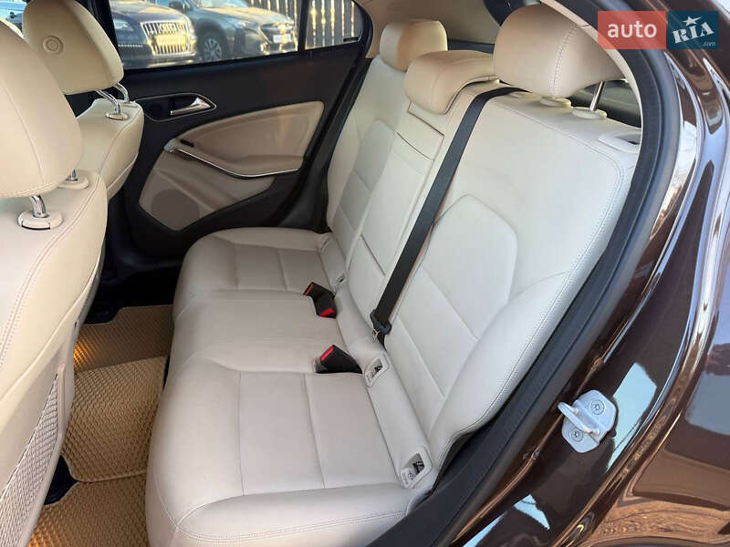 Позашляховик / Кросовер Mercedes-Benz GLA-Class 2017 в Стрию