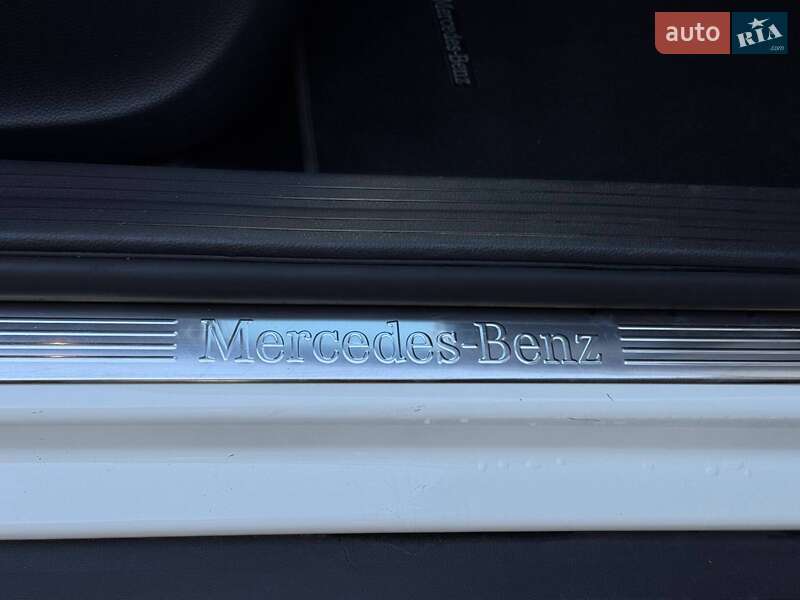 Внедорожник / Кроссовер Mercedes-Benz GLA-Class 2015 в Ровно