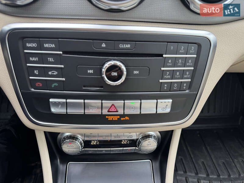 Внедорожник / Кроссовер Mercedes-Benz GLA-Class 2017 в Киеве