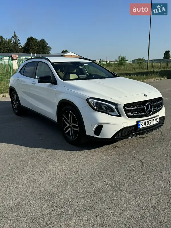 Mercedes-Benz GLA-Class