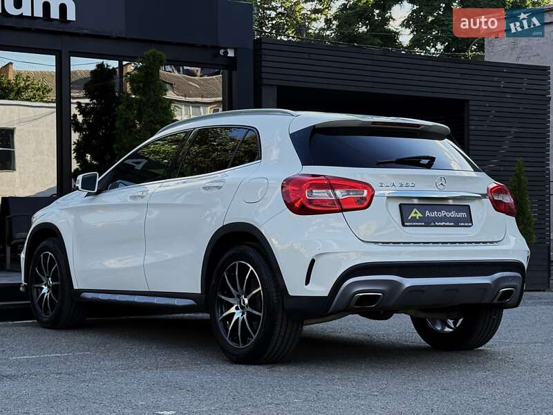 Позашляховик / Кросовер Mercedes-Benz GLA-Class 2016 в Києві