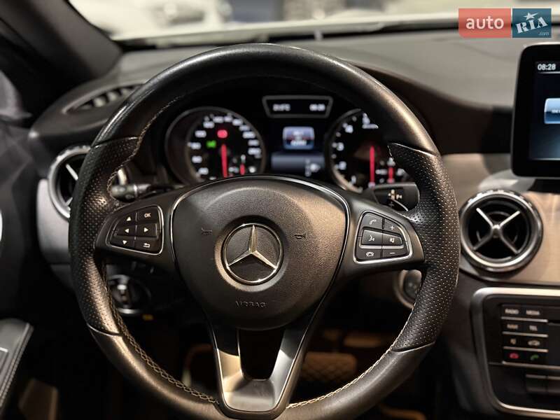 Внедорожник / Кроссовер Mercedes-Benz GLA-Class 2016 в Одессе