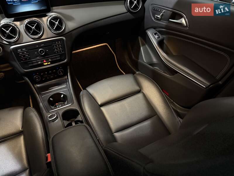 Внедорожник / Кроссовер Mercedes-Benz GLA-Class 2016 в Одессе