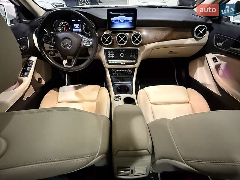 Позашляховик / Кросовер Mercedes-Benz GLA-Class 2019 в Одесі