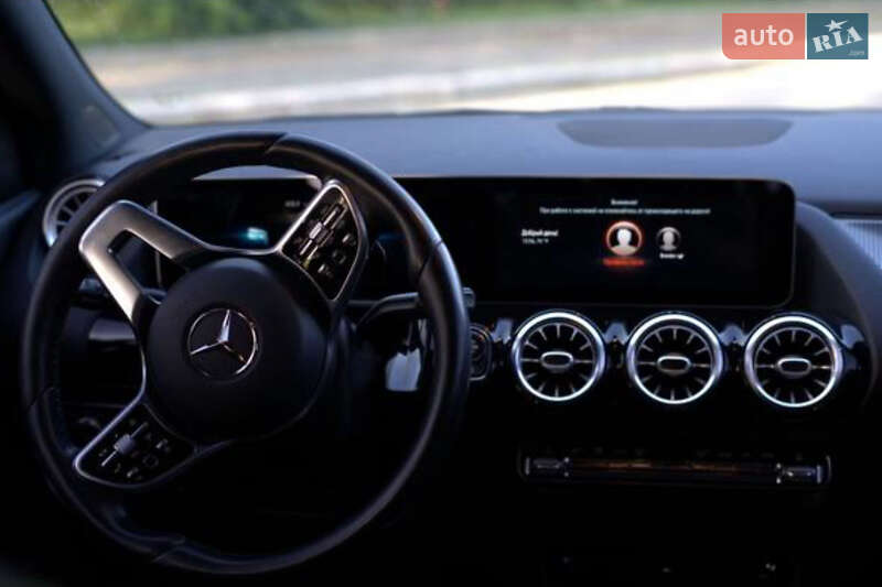 Позашляховик / Кросовер Mercedes-Benz GLA-Class 2020 в Володимирі