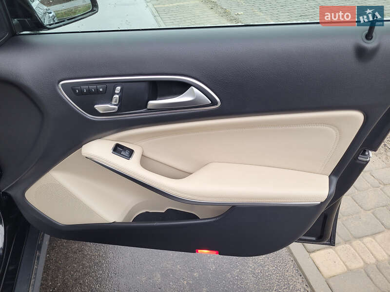 Внедорожник / Кроссовер Mercedes-Benz GLA-Class 2018 в Виннице фото 34 Внедорожник / Кроссовер Mercedes-Benz GLA-Class 2018 в Виннице