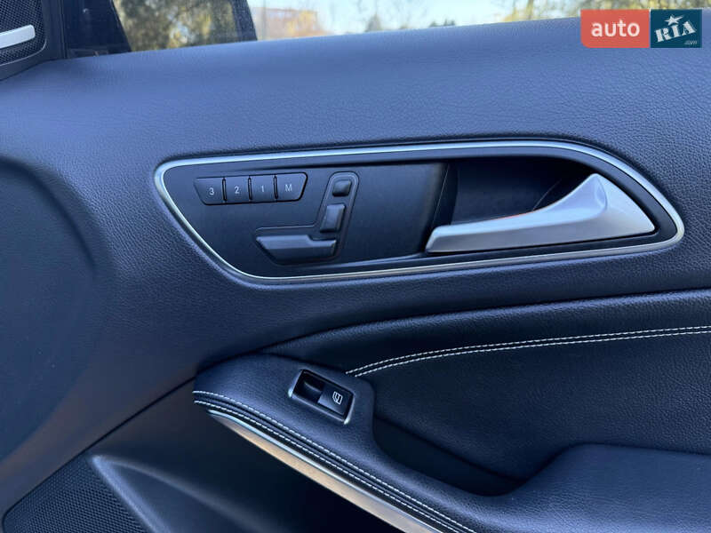 Позашляховик / Кросовер Mercedes-Benz GLA-Class 2014 в Львові