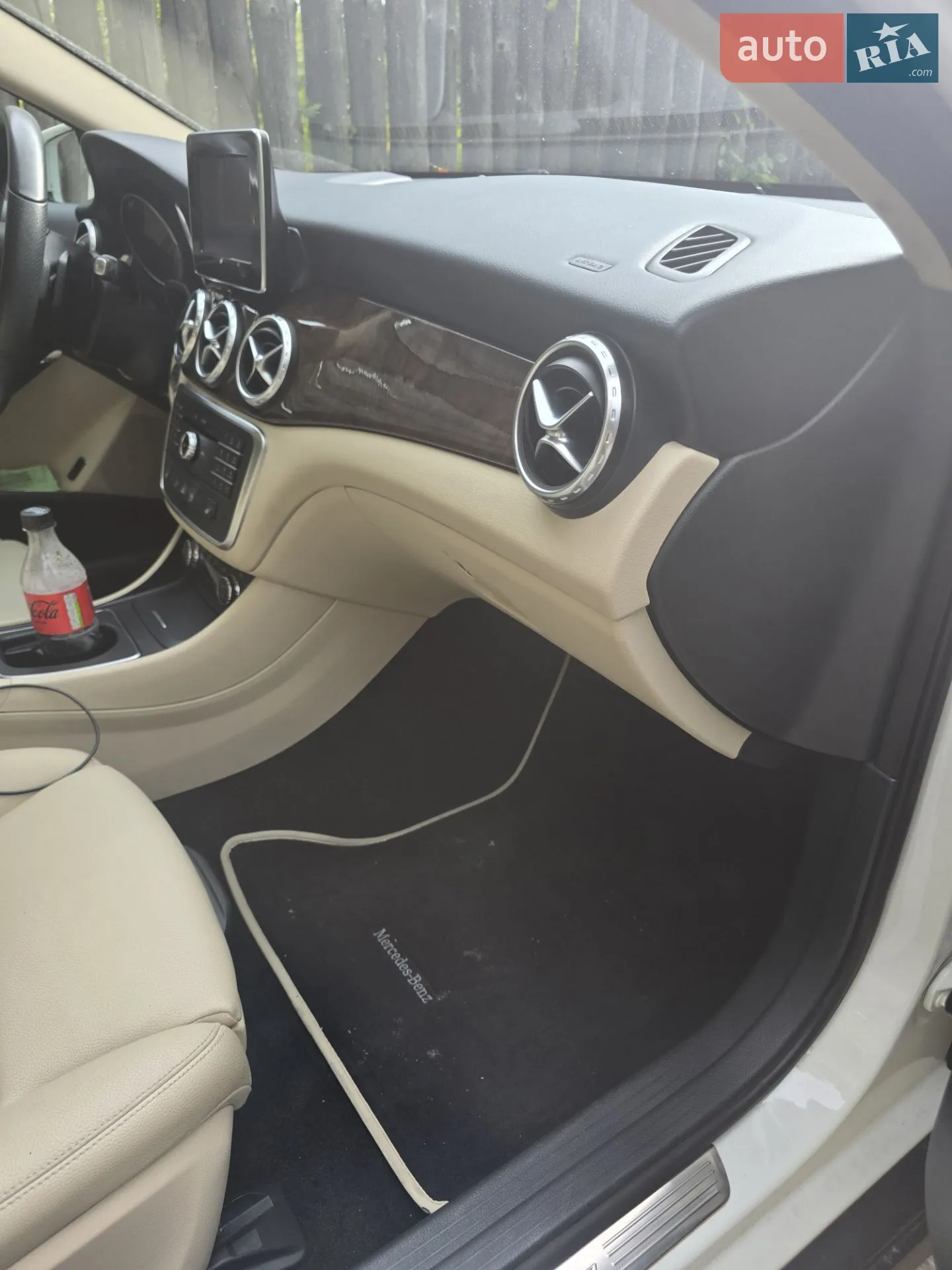 2017 Mercedes-Benz GLA-klasse - мініатюра 25