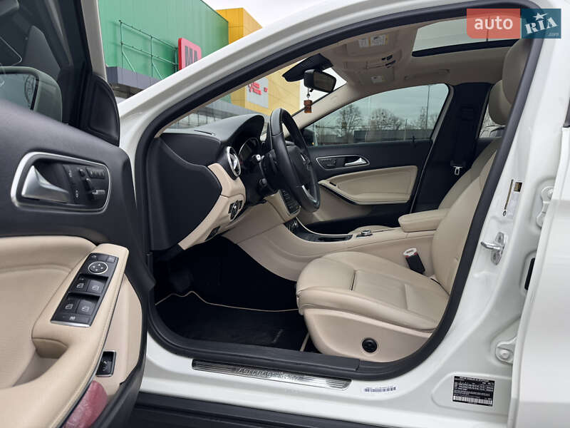 Позашляховик / Кросовер Mercedes-Benz GLA-Class 2016 в Києві