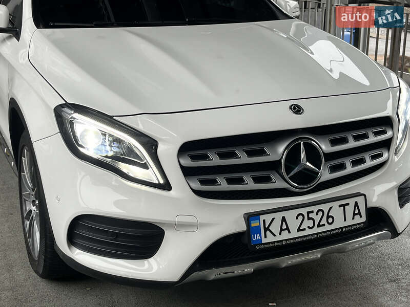 Позашляховик / Кросовер Mercedes-Benz GLA-Class 2018 в Києві